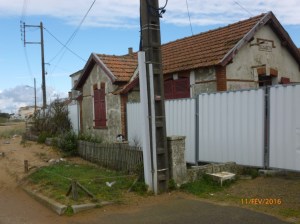 160211 sable et déchets devant Elisabeth 2 comp